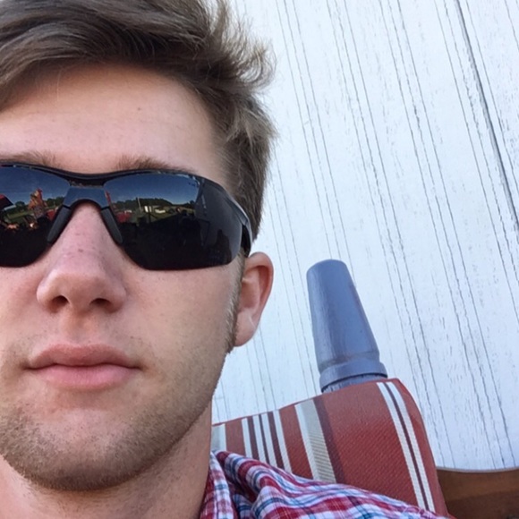 Meet your Posher, Caleb - Picture 1 of 1